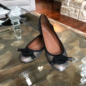 Donald Pliner “Knot” Flats